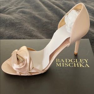 7.5 Badgley Mischka Meribeth